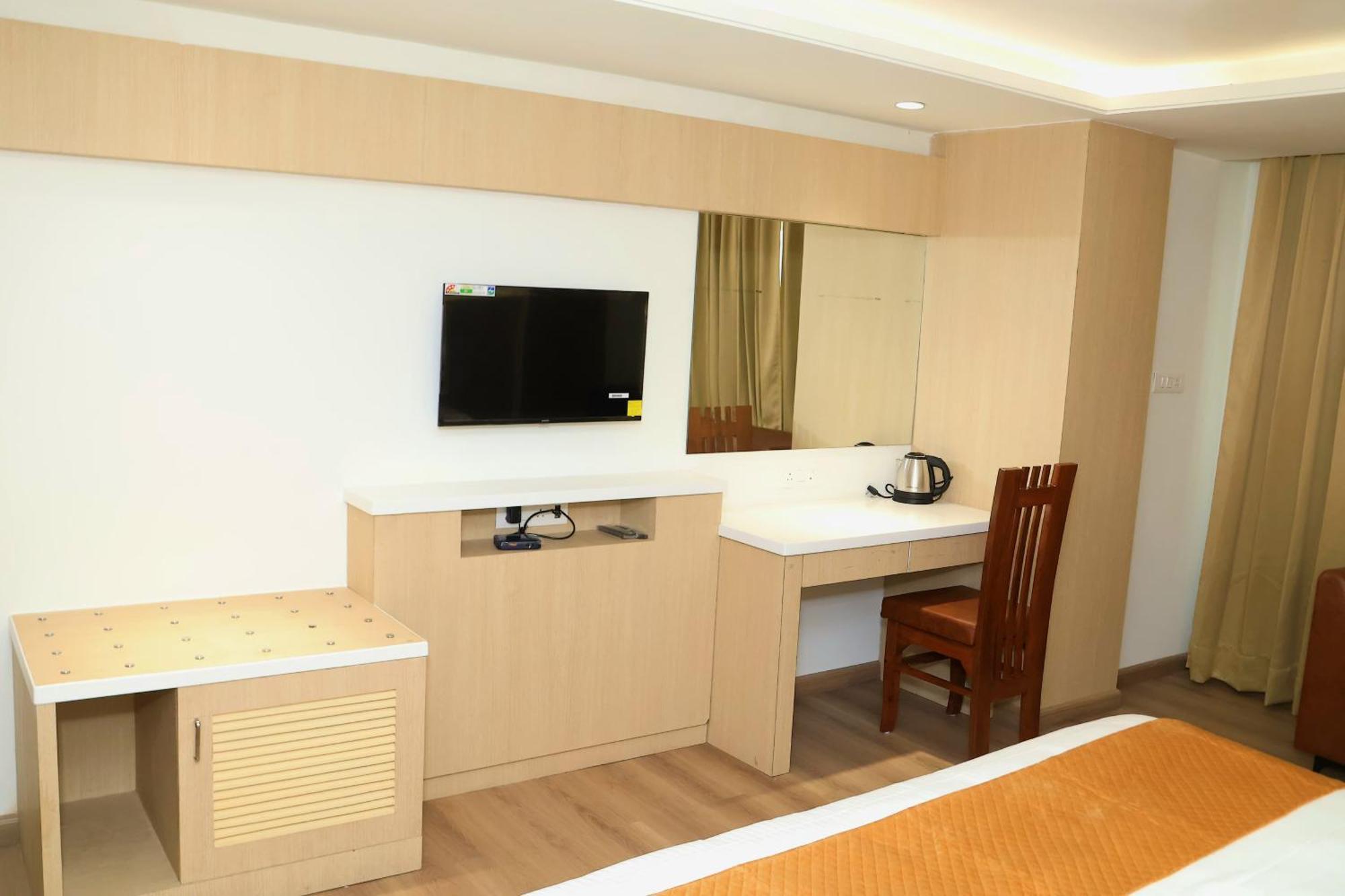 Hotel Radiance Bareilly Exterior foto