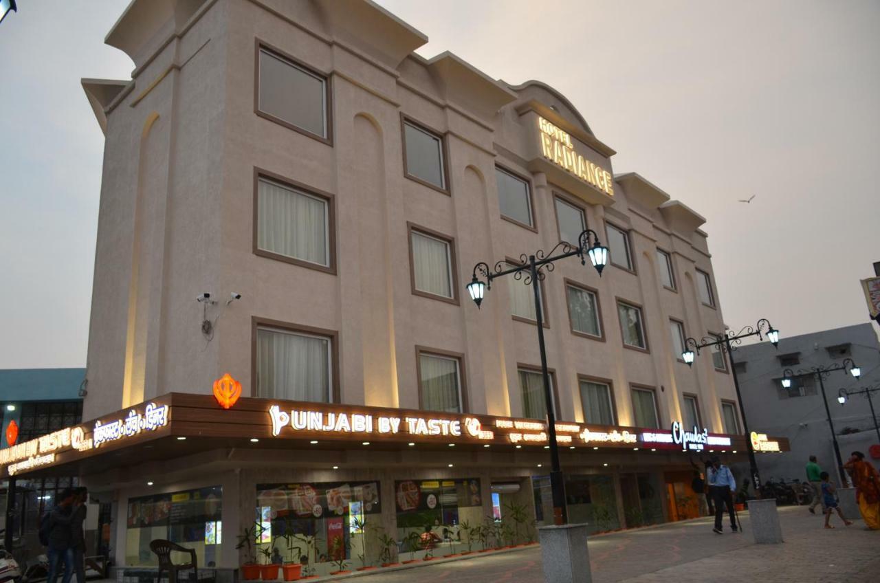 Hotel Radiance Bareilly Exterior foto